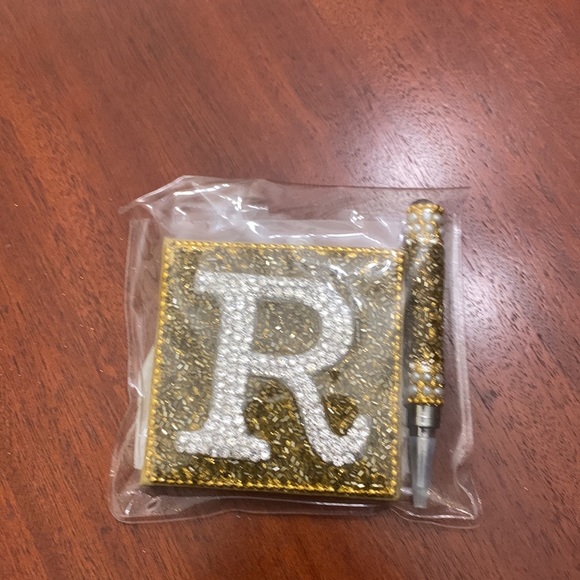 Pier 1 Mini Beaded “R” Monogram Note Pad - Picture 8 of 8